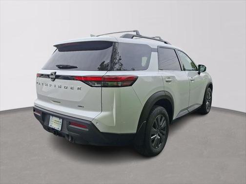 2025 Nissan Pathfinder SV 4WD