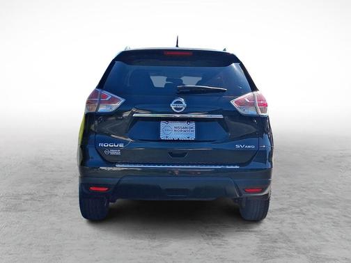 Magnetic Black 2016 Nissan Rogue SV