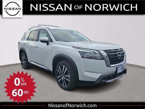 2025 Nissan Pathfinder Platinum 4WD