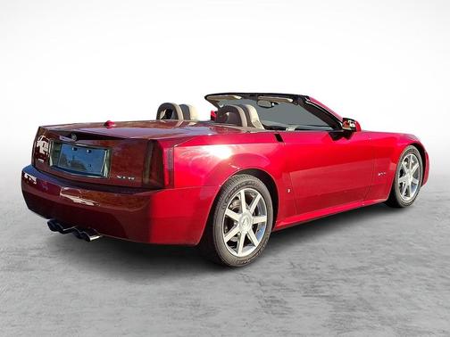 2005 Cadillac XLR Base