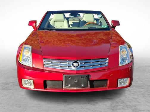 2005 Cadillac XLR Base
