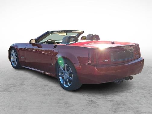 2005 Cadillac XLR Base