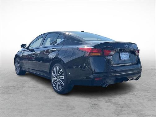 2024 Nissan Altima 2.5 SL