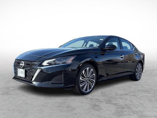 2024 Nissan Altima 2.5 SL