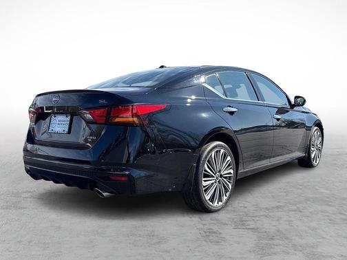 2024 Nissan Altima 2.5 SL