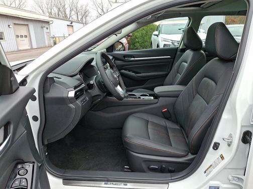 2025 Nissan Altima SR AWD