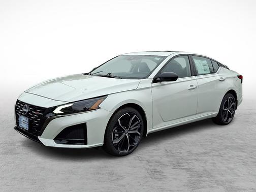 2025 Nissan Altima SR AWD