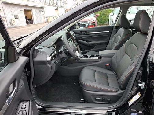 2025 Nissan Altima SR AWD