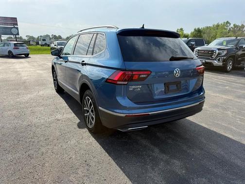 Blue 2020 Volkswagen Tiguan 2.0T SE 4MOTION
