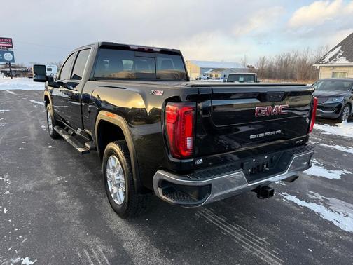 2021 GMC Sierra 2500 SLT