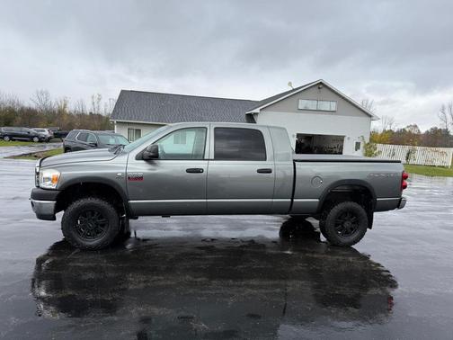 2009 Dodge Ram 2500 SLT Mega Cab