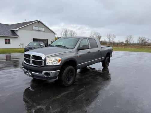 2009 Dodge Ram 2500 SLT Mega Cab