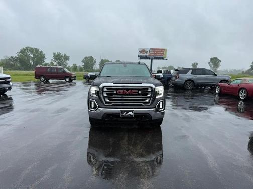 Onyx Black 2021 GMC Sierra 1500 SLT
