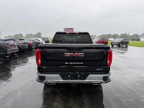 Onyx Black 2021 GMC Sierra 1500 SLT