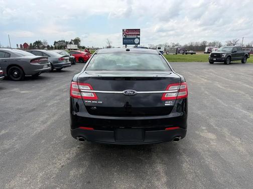 2016 Ford Taurus SEL