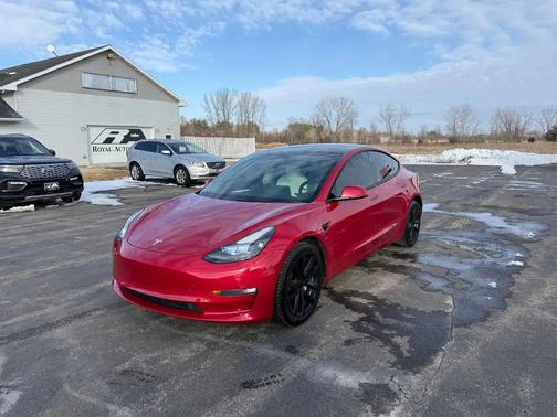 2022 Tesla Model 3 Long Range