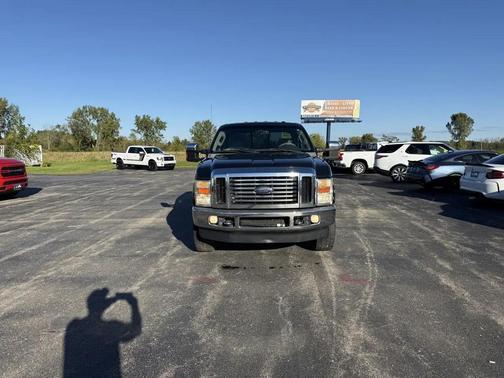 Black Clearcoat 2009 Ford F-350 Lariat