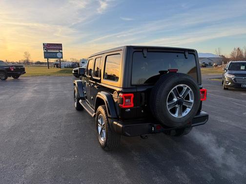2019 Jeep Wrangler Unlimited Sahara