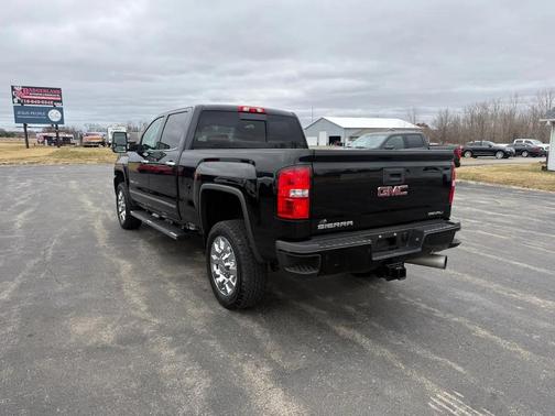 Onyx Black 2018 GMC Sierra 2500 Denali