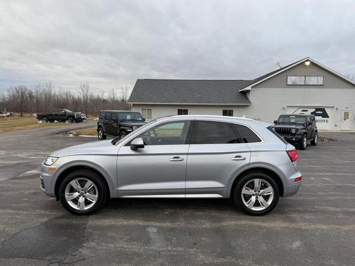 2018 Audi Q5 2.0T Tech Premium