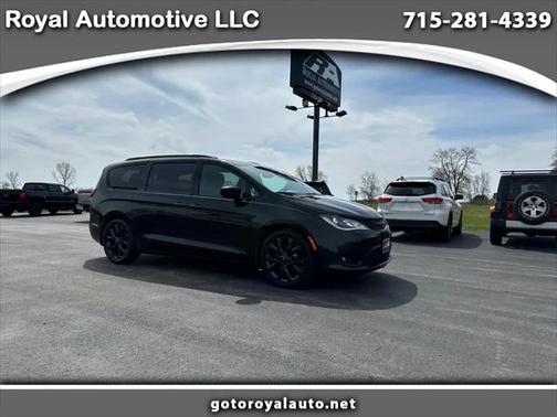 2018 Chrysler Pacifica Touring-L Plus
