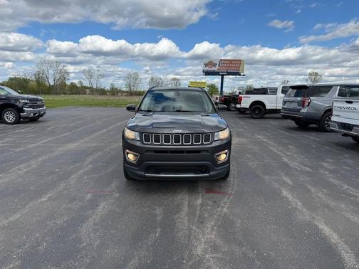 Granite Crystal Metallic Clearcoat 2019 Jeep Compass Limited