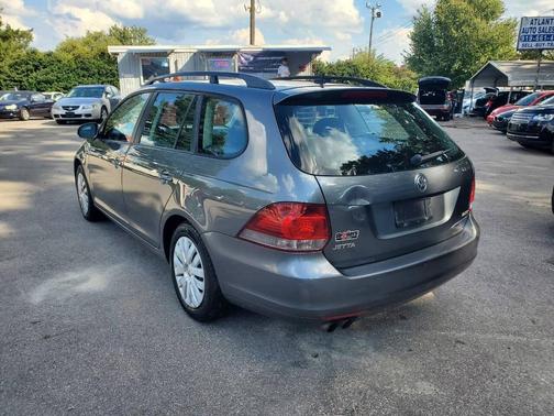 2011 Volkswagen Jetta SportWagen SE