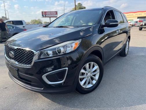 2016 Kia Sorento LX