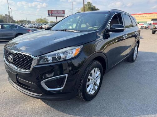 2016 Kia Sorento LX