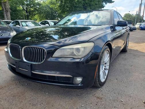 Black 2009 BMW 750 I