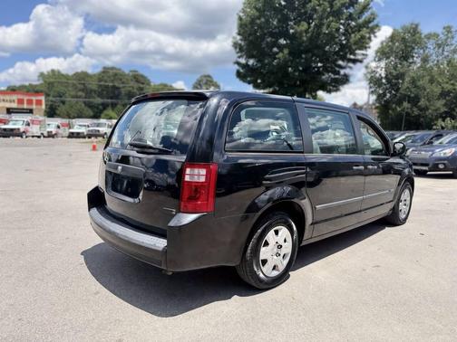 Brilliant Black Crystal Pearlcoat 2008 Dodge Grand Caravan SE