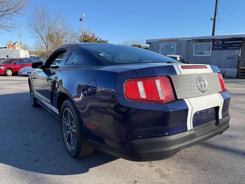 2010 Ford Mustang Premium