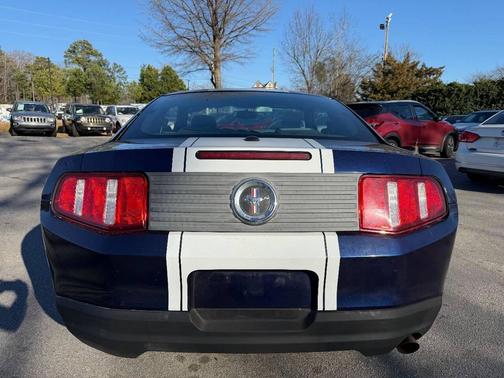 2010 Ford Mustang Premium