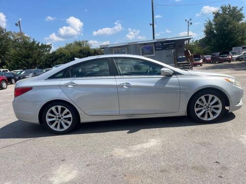 2011 Hyundai SONATA SE 2.0T