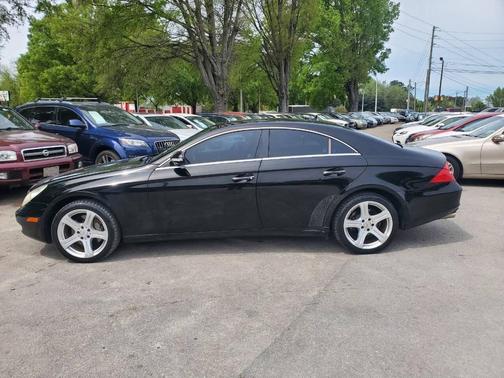 Black 2007 Mercedes-Benz CLS-Class CLS 550