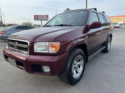 Burgundy 2004 Nissan Pathfinder LE Platinum