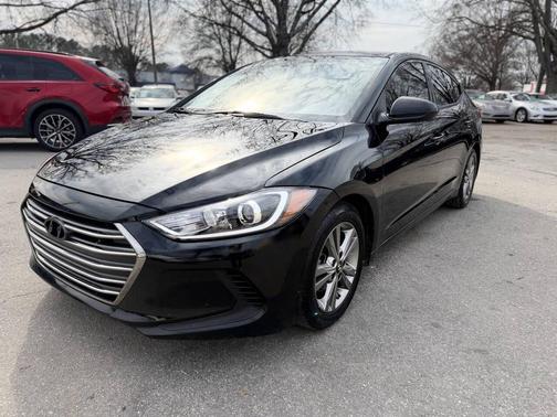 Phantom Black 2018 Hyundai ELANTRA SEL