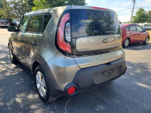 Titanium Gray 2016 Kia Soul Base