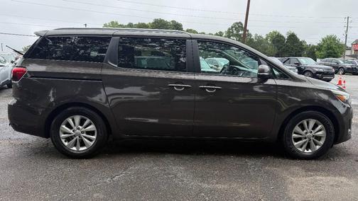 Titanium Bronze Pearl Metallic 2016 Kia Sedona LX