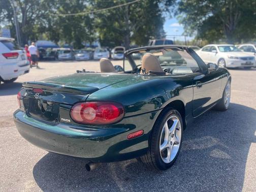 2002 Mazda MX-5 Miata LS
