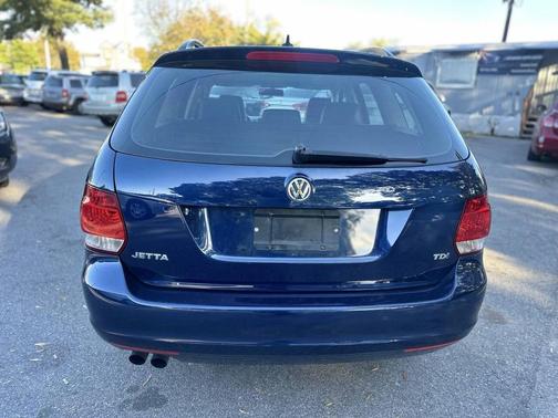 2011 Volkswagen Jetta SportWagen TDI