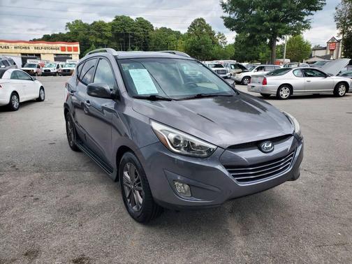 2015 Hyundai TUCSON SE