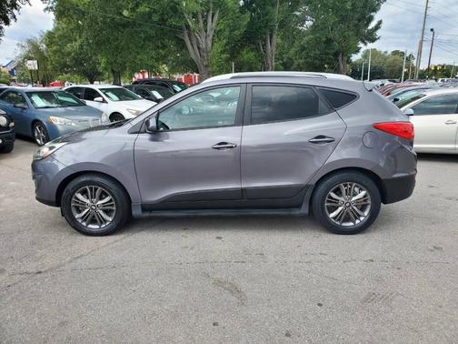 2015 Hyundai TUCSON SE