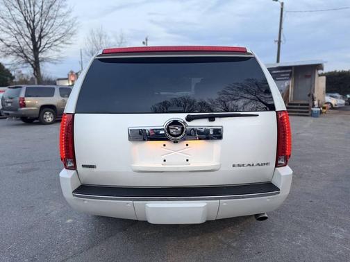 2010 Cadillac Escalade Premium