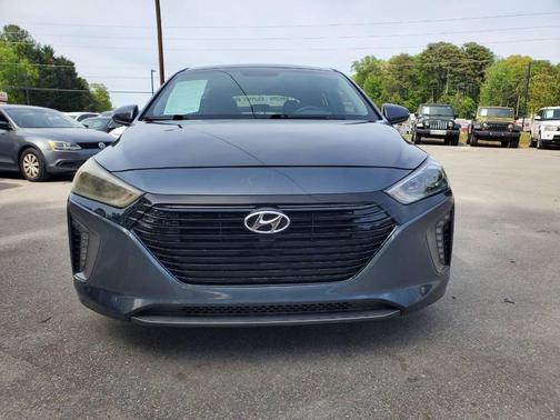 2017 Hyundai IONIQ Hybrid SEL