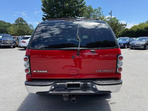 Red 2001 Chevrolet Tahoe LT