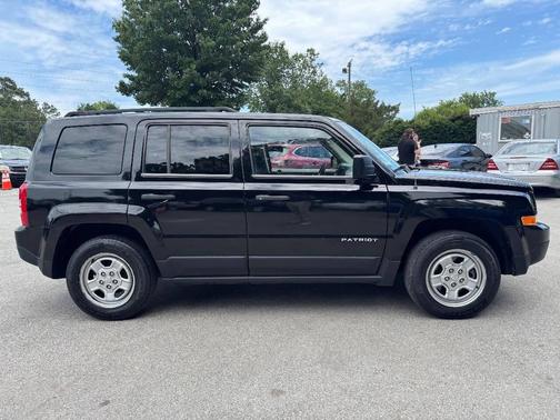 Black Clearcoat 2014 Jeep Patriot Sport