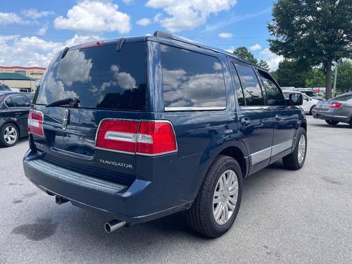 2013 Lincoln Navigator Base