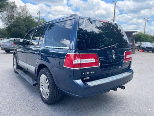 2013 Lincoln Navigator Base