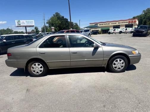1999 Toyota Camry XLE